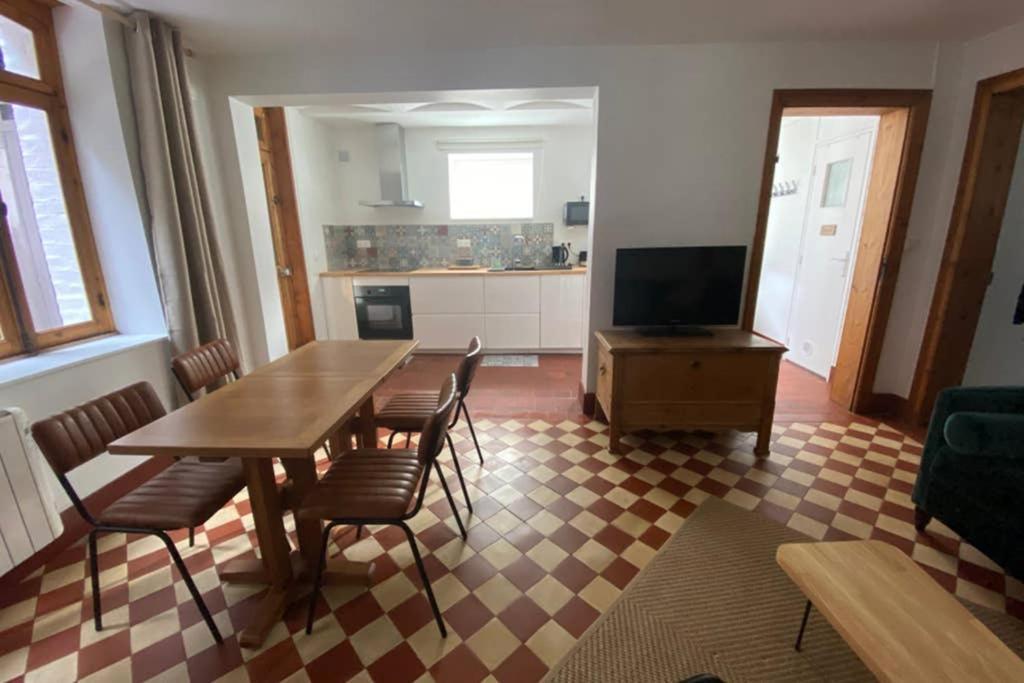 Appartement L'entresol, à 50 m de la plage à Dunkirk Extérieur photo