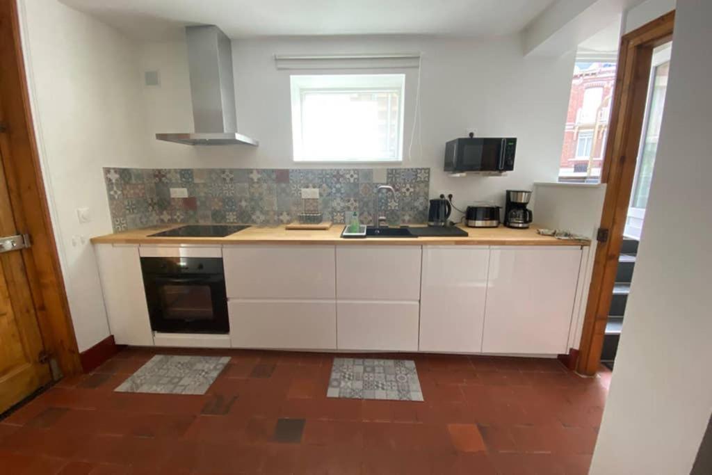 Appartement L'entresol, à 50 m de la plage à Dunkirk Extérieur photo