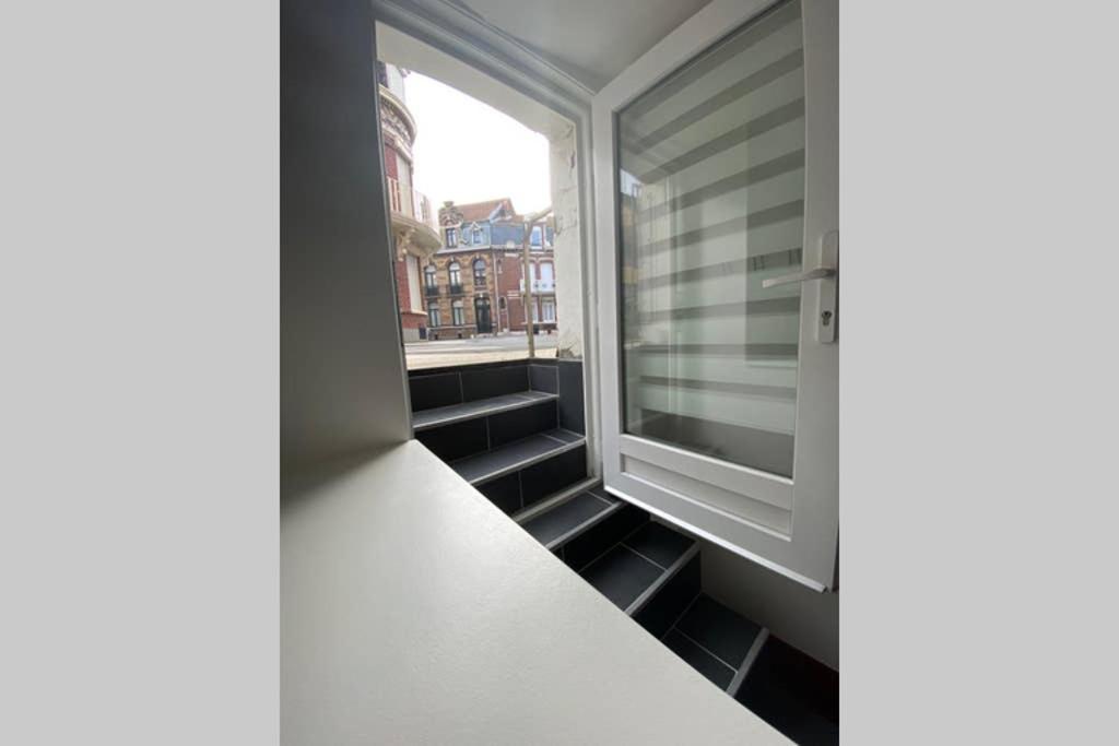 Appartement L'entresol, à 50 m de la plage à Dunkirk Extérieur photo